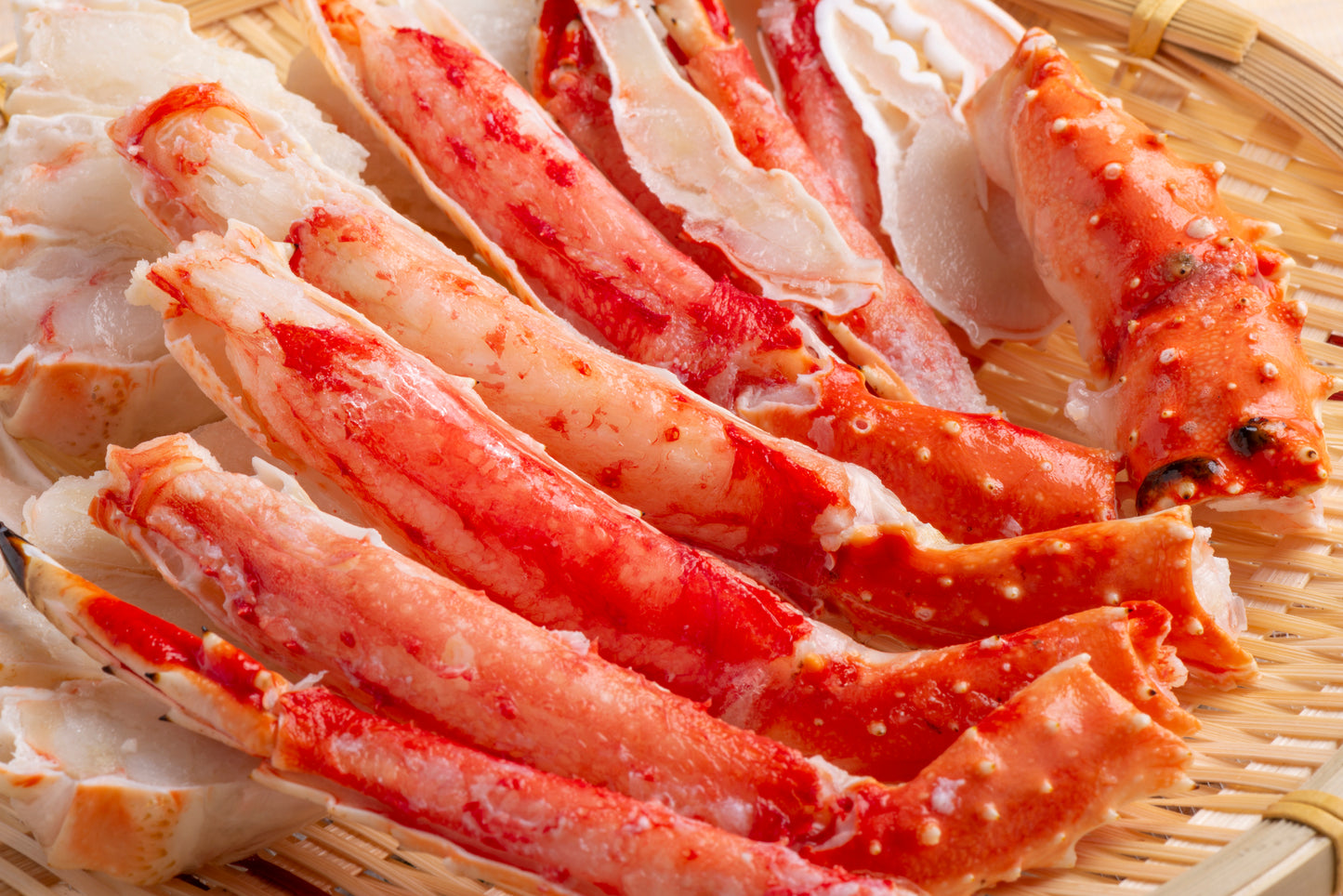4 extra large boiled king crab legs with shoulders (approx. 1kg)